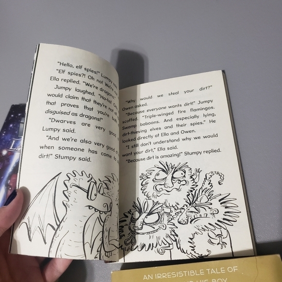 3/$15 kids chapter book lot of 4 books - Picture 5 of 10